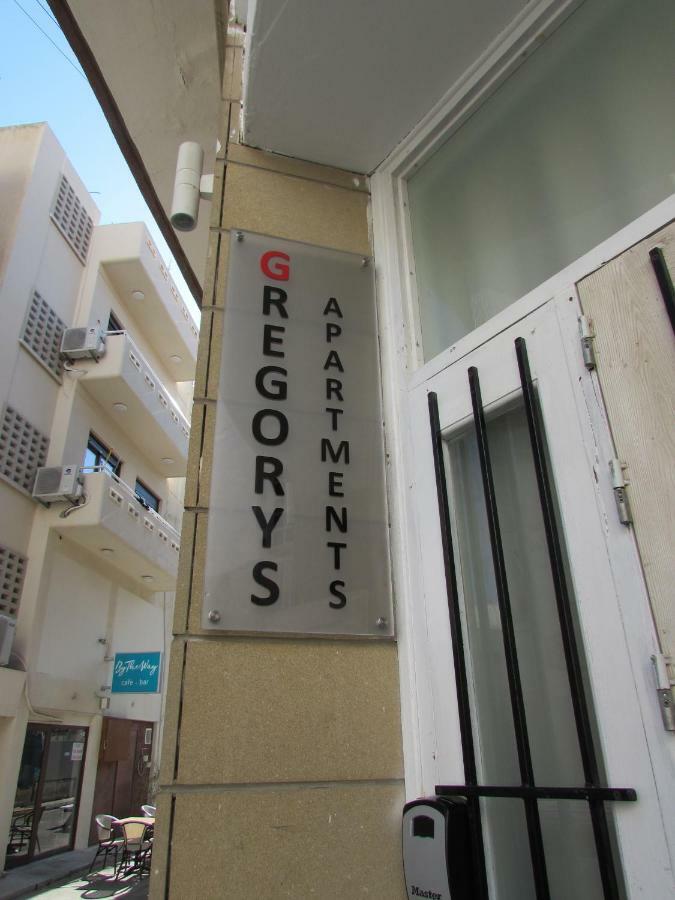 Gregorys Holiday Apartment Larnaca Exterior photo