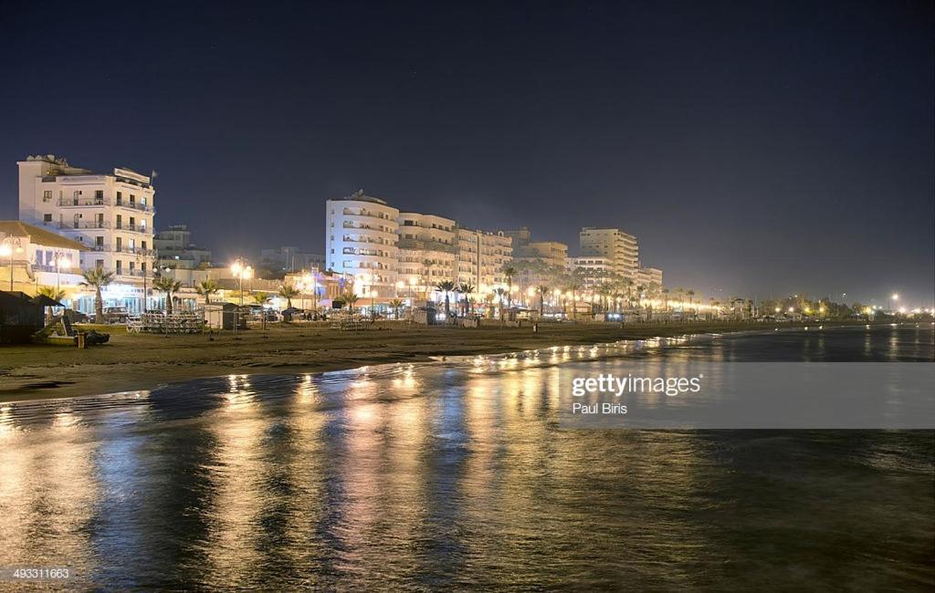 Gregorys Holiday Apartment Larnaca Exterior photo